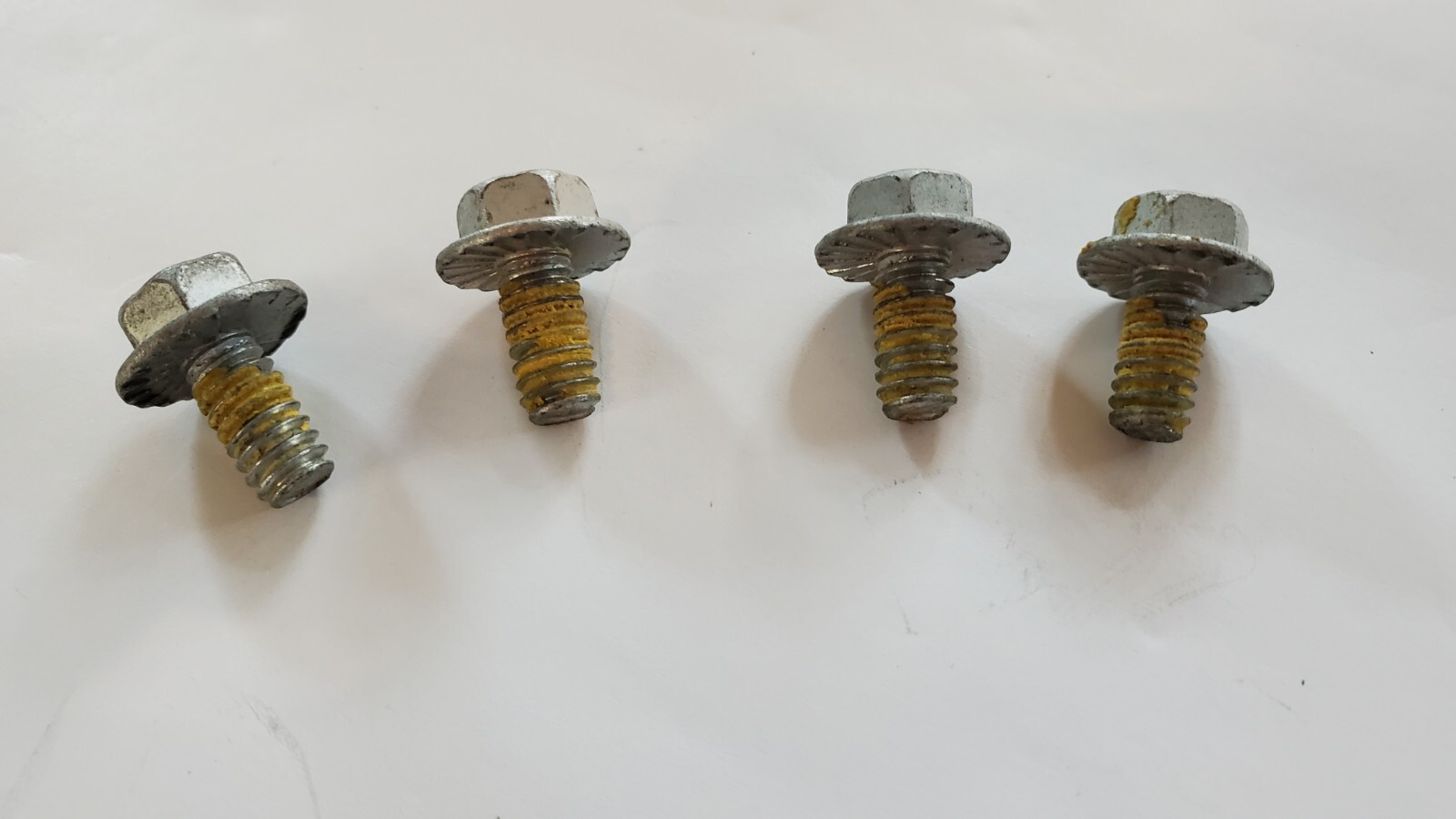 Sets of Four Vintage Eames for Herman Miller Shell Chair Screws OEM (coarse)