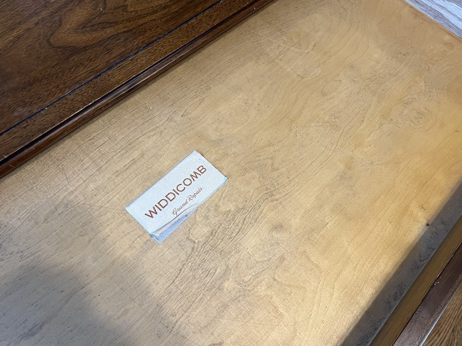 John Widdicomb Desk – Mid Century Modern – Details In Photos