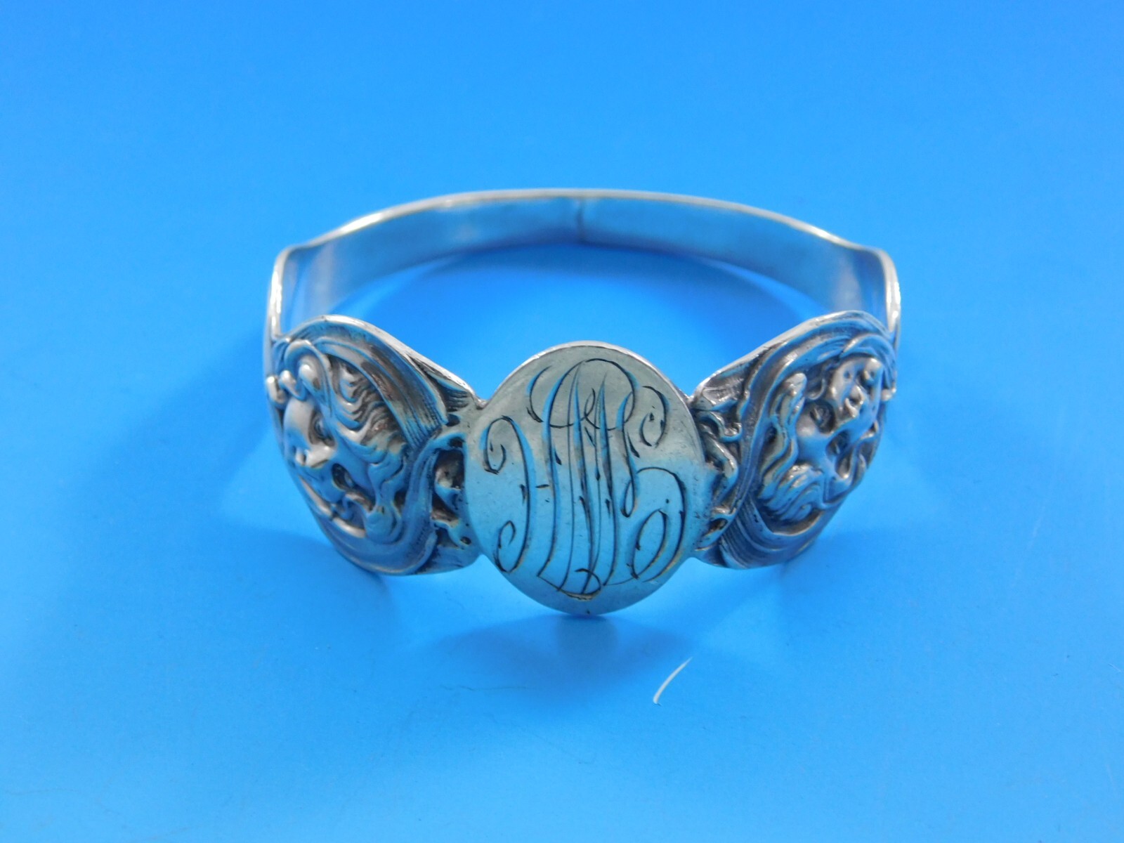 Cupid Sunbeams by Unger Sterling Silver Napkin Ring 1 7/8″ x 1 7/8″ original