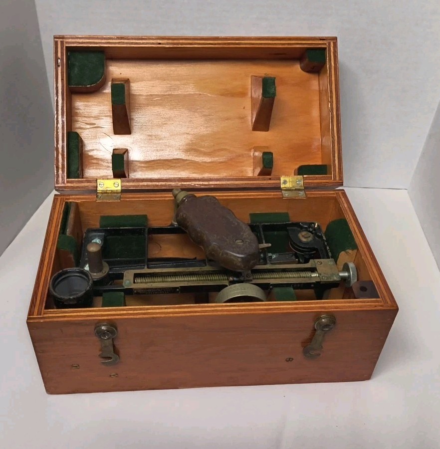 WWII Era Stadimeter U.S. Navy Bu. Ships 1942 Made in USA Schick Incorporated