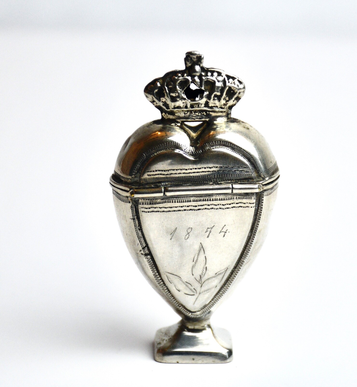 Antique Scandinavian Silver Hovedvandsag,Luktevannshus, Vinaigrette 1874 by IEA