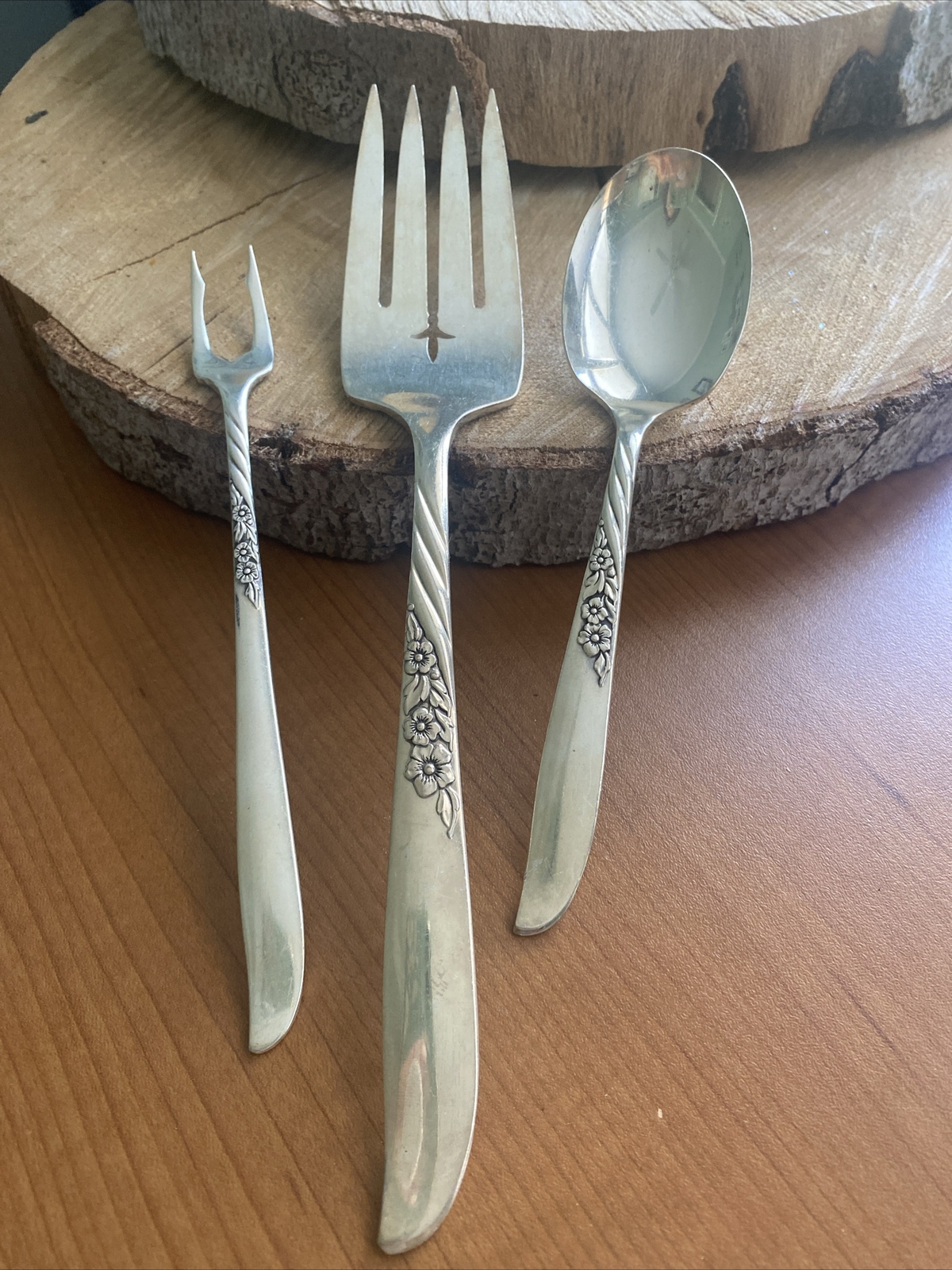 Wm A Rogers for Oneida Always/Wildwood Silverplate 3 pc Hostess Set Vintage 1959