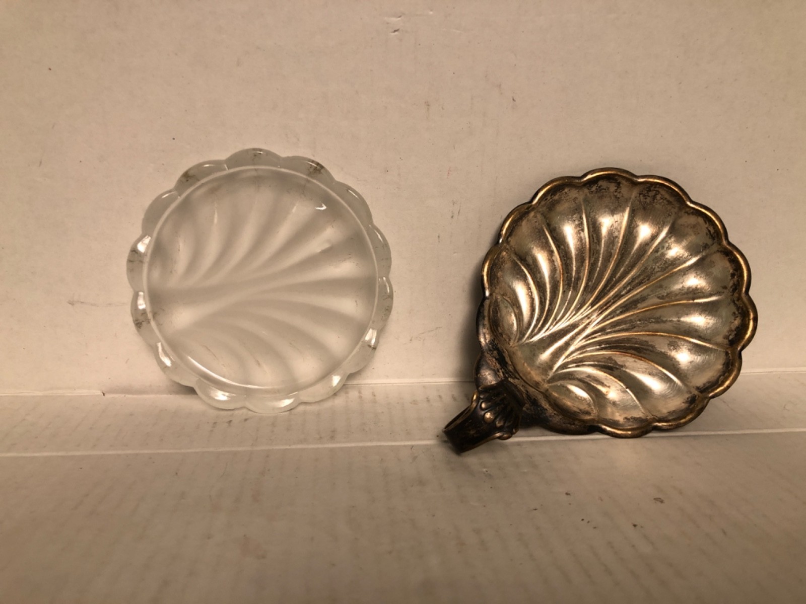 ANTIQUE CAVIAR SHELL DISH PRIMA NY SILVER with GLASS INSERT