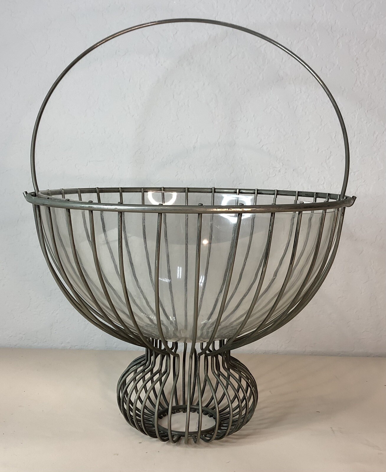 Vtg Retro Metal Wire Fruit Basket w/ Clear Acrylic Bowl Liner, Postmodern Style