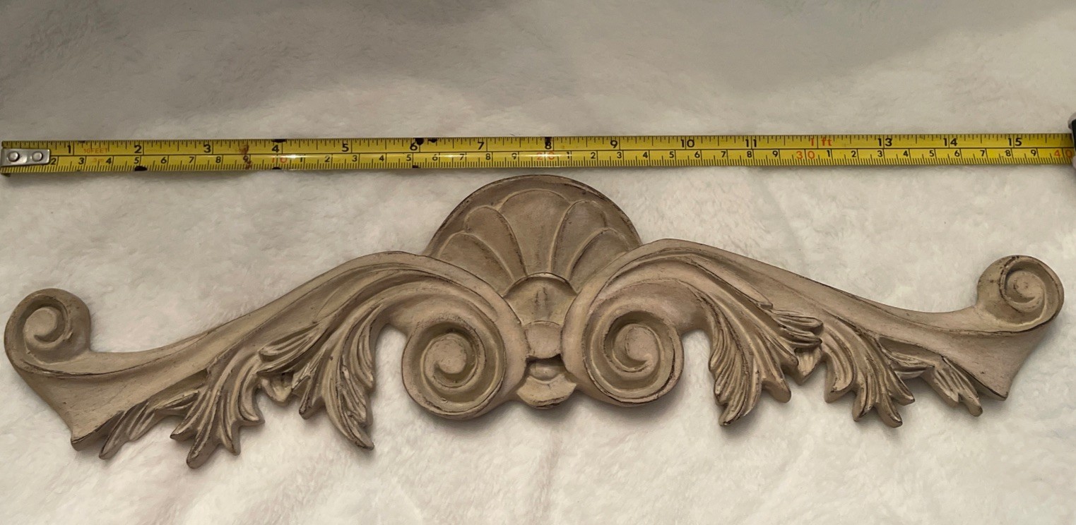 Ornate Resin Scroll Leaf Plaque Pediment Architectural Decor 15” Wide Hangable