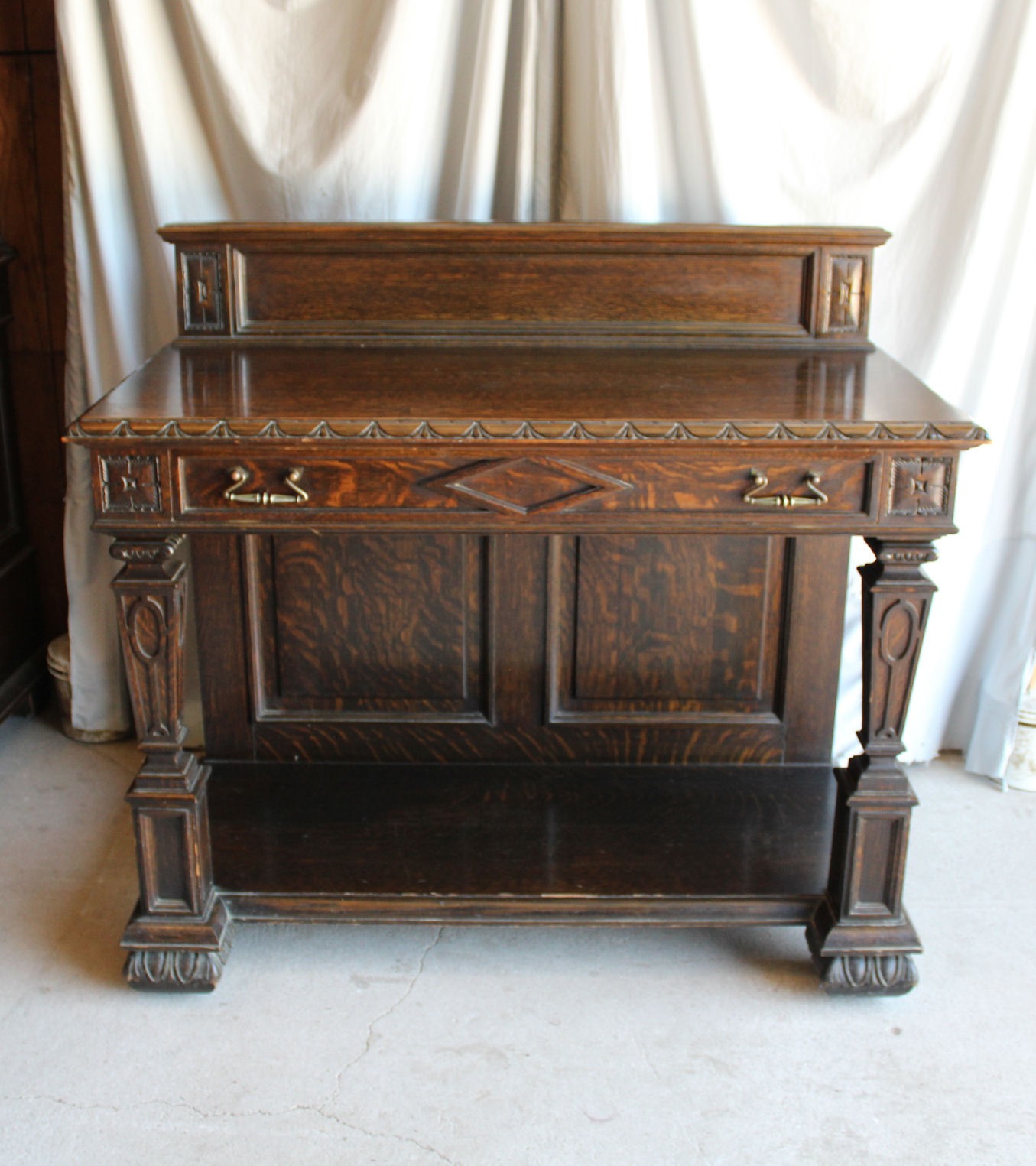 Antique Quarter Sawn Oak Server – R.J. Horner Furniture Company
