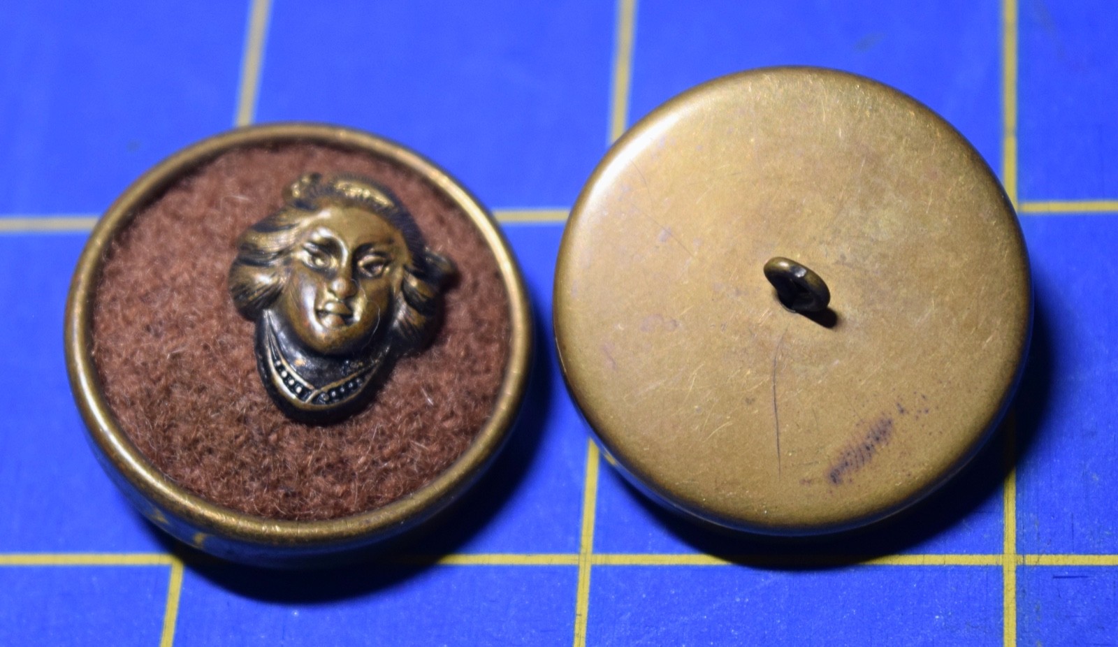 4035 1 Antique 3 part metal button, Asian face, cloth backing under face