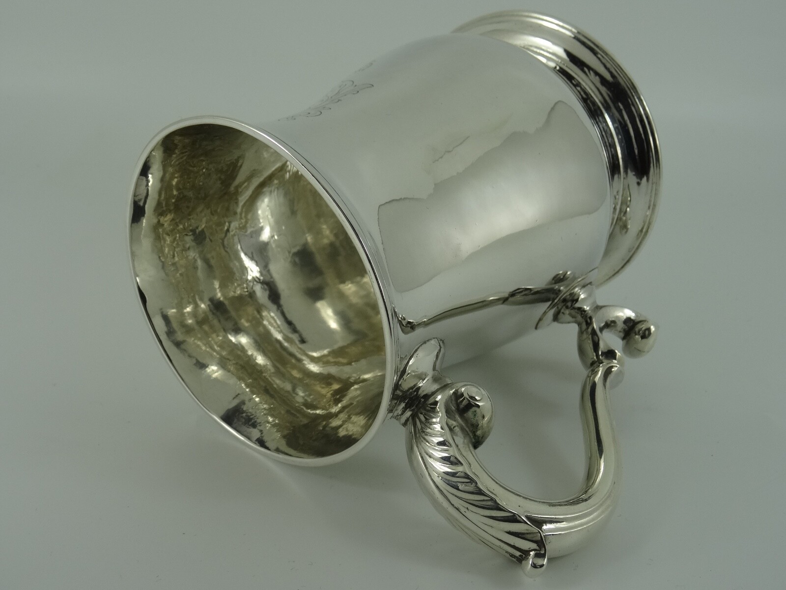 SOLID STERLING SILVER LARGE ENGLISH ANTIQUE GEORGE II TANKARD LONDON 1754 400G