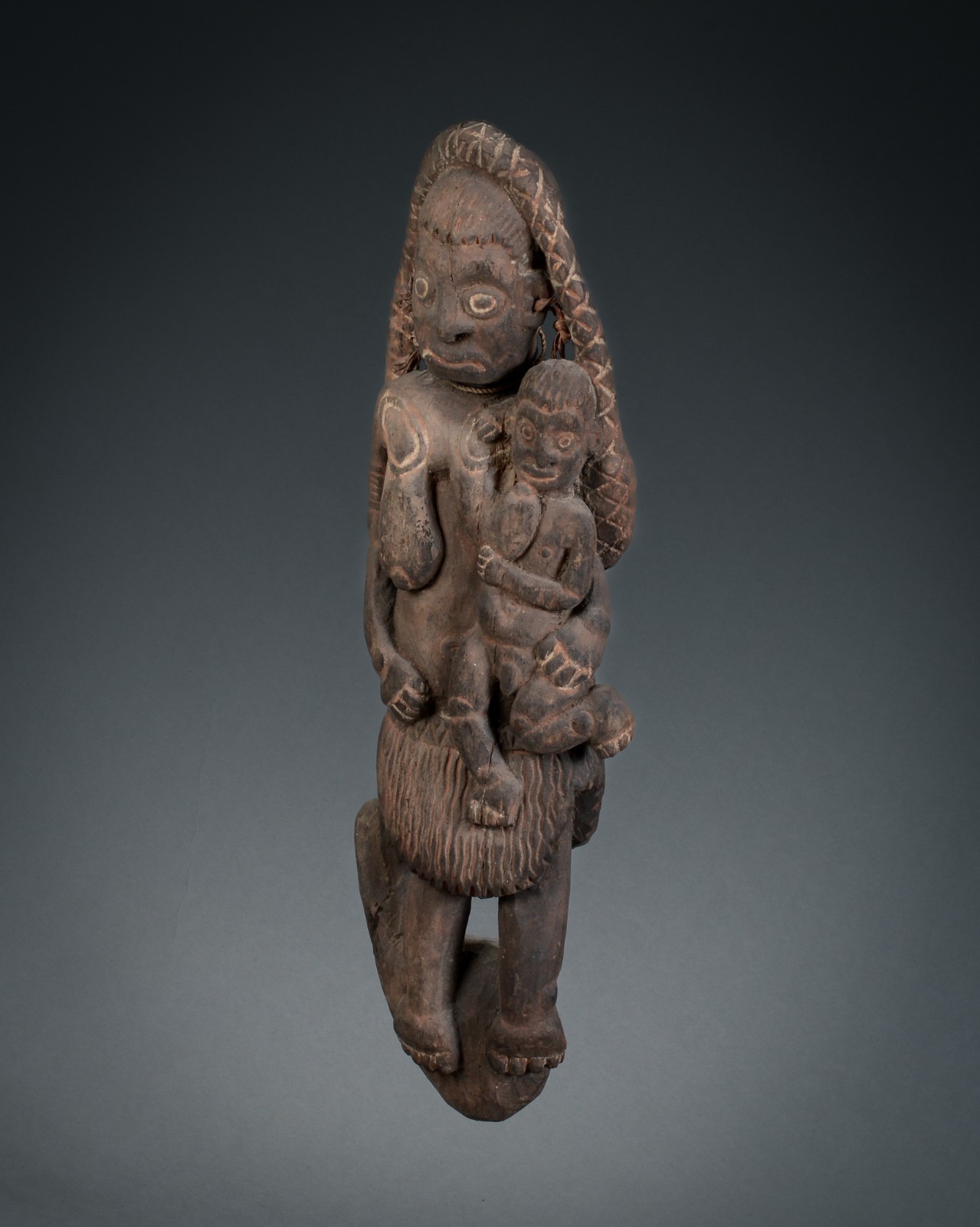 BASKET HOOK, Mother and Child, Kambot Village, Keram River East Sepik Province.
