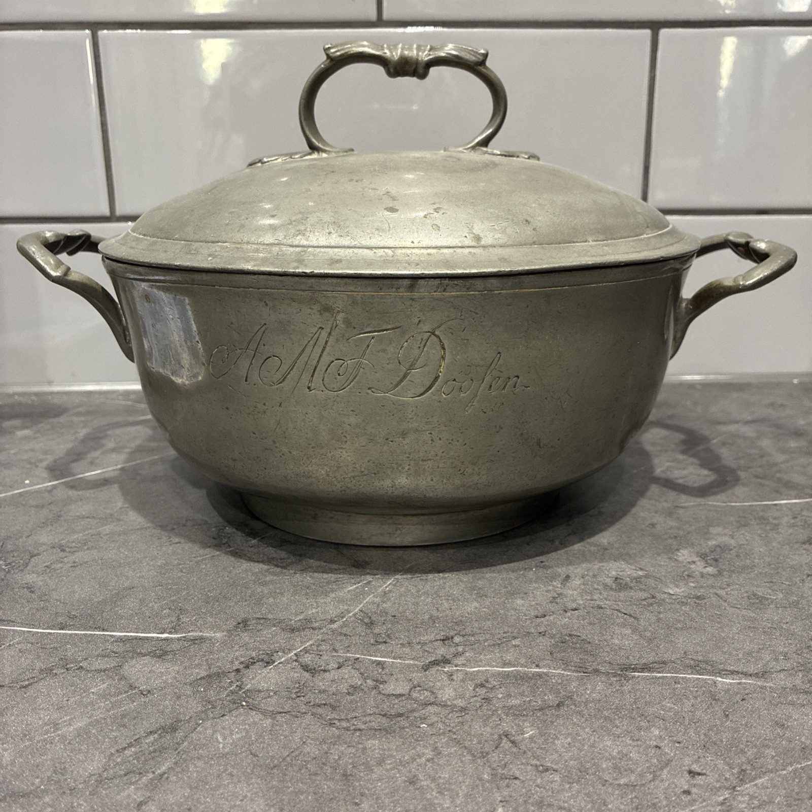 Large Tureen Pewter, with lid date 1812 C D DOOFEN & A J DOOFEN nice antique