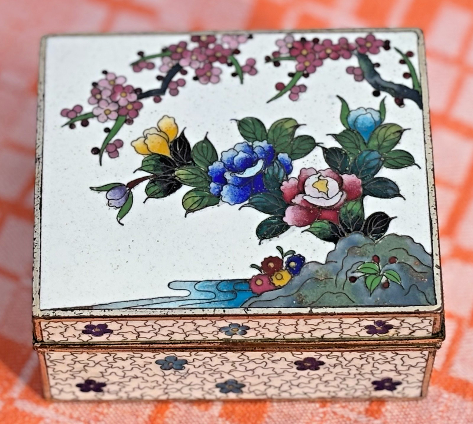 Antique Japanese Silver Wire Cloisonne / Enamel Box Signed INABA – Flowers