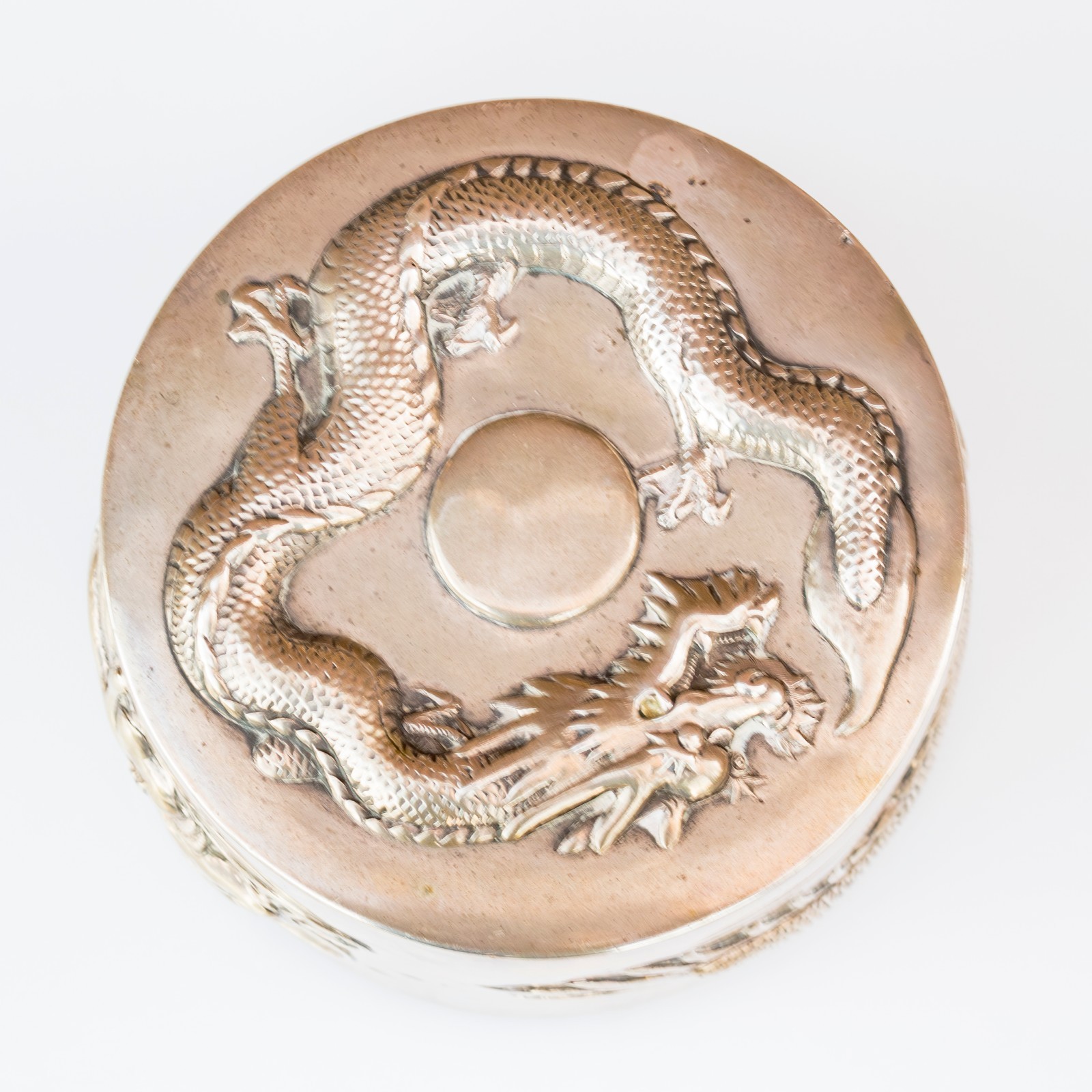 Chinese Dragon Solid Silver Box Cover Canton Qing Marked SF Sing Fat Late 19th C