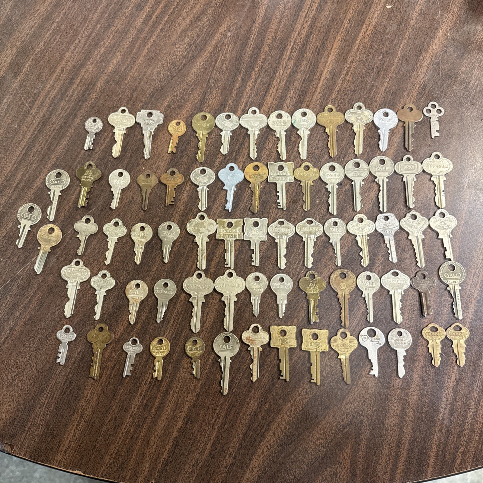 Lot of 70+ Antique Vintage ILCO INDEPENDENT LOCK Keys ORNATE VTG