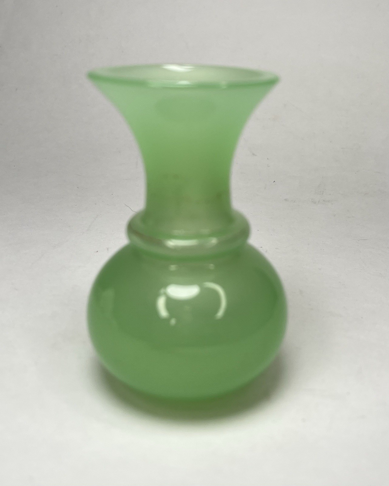 Chinese Vase Jade Jadeite Green Peking Glass Small Vase 3.5” Tall
