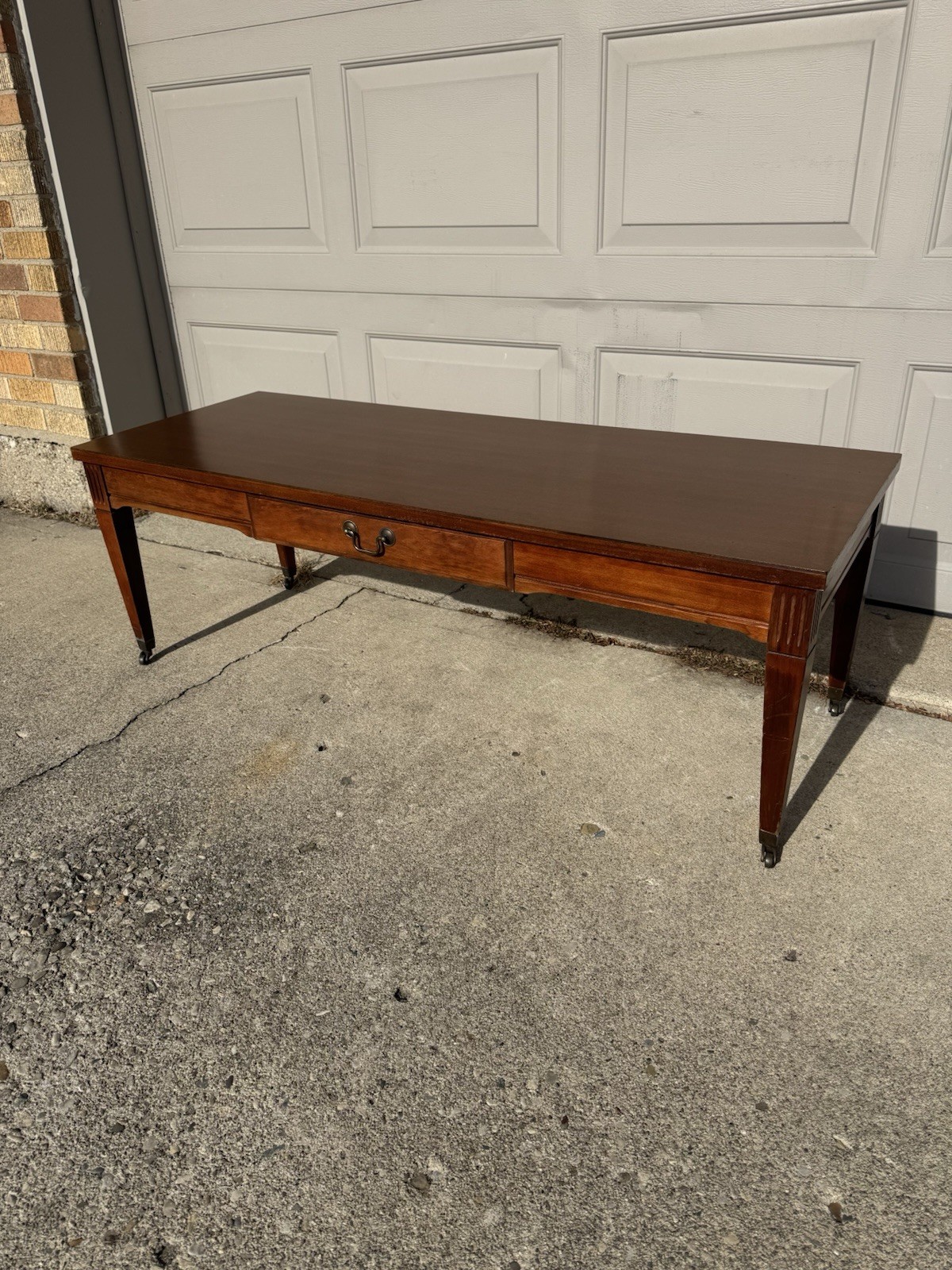 Mersman Vintage Mahogany Rolling Coffee Table On Castors with Mid Century Modern