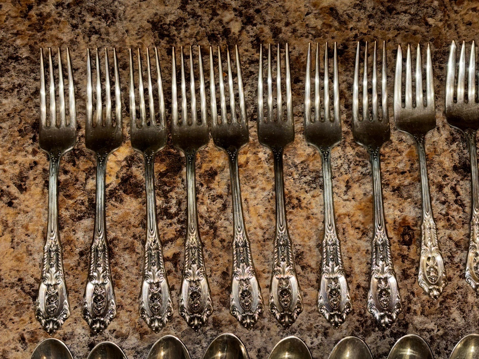 Rose Point WALLACE Sterling Silver Flatware, 40 Pieces, 8 Settings, 1789 Grams