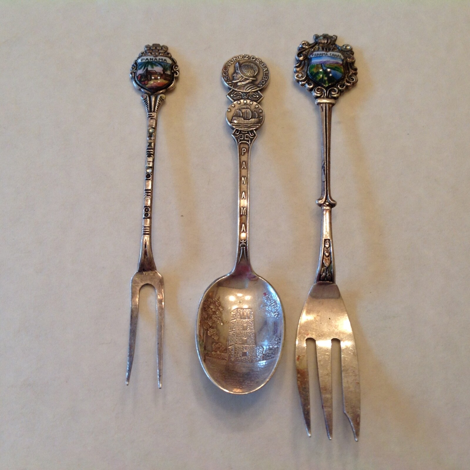 Panama and Canal Zone souvenir spoon and forks – Enamel & Silver Plate cd