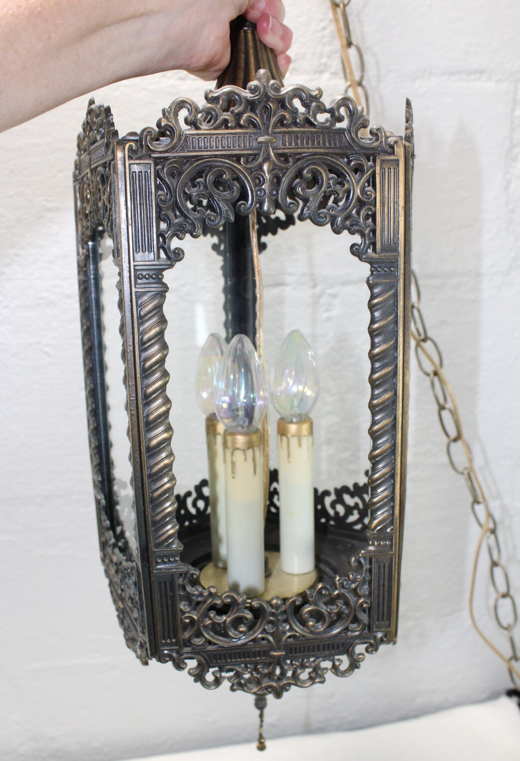 Vtg MCM Ornate GIM #3054 Hanging Gold Swag Lamp Light Brass Gothic Candle Style
