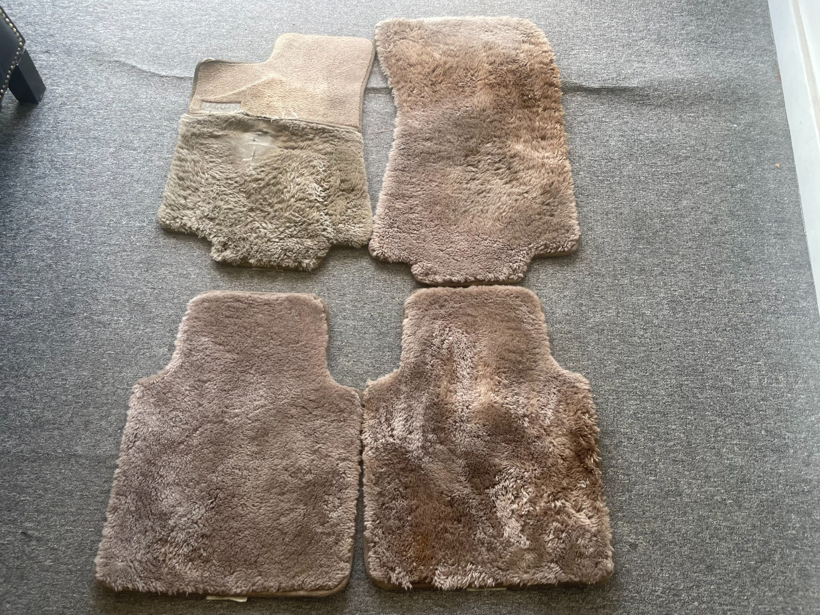 2004-2008 Jaguar XJ8 wool floor mats