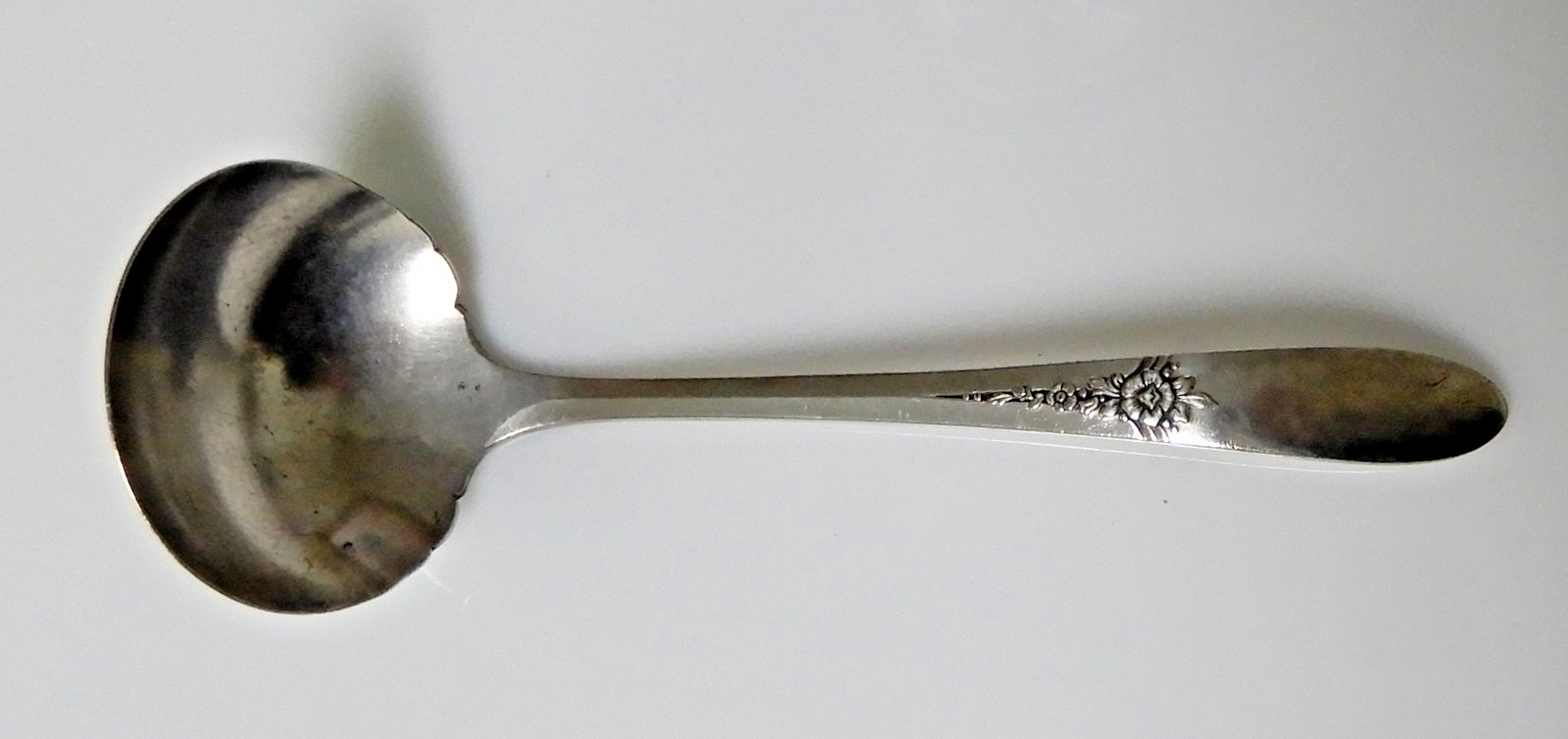Vintage 1939 Oneida Tudor Plate “Fantasy” Pattern Silverplate Cream Ladle