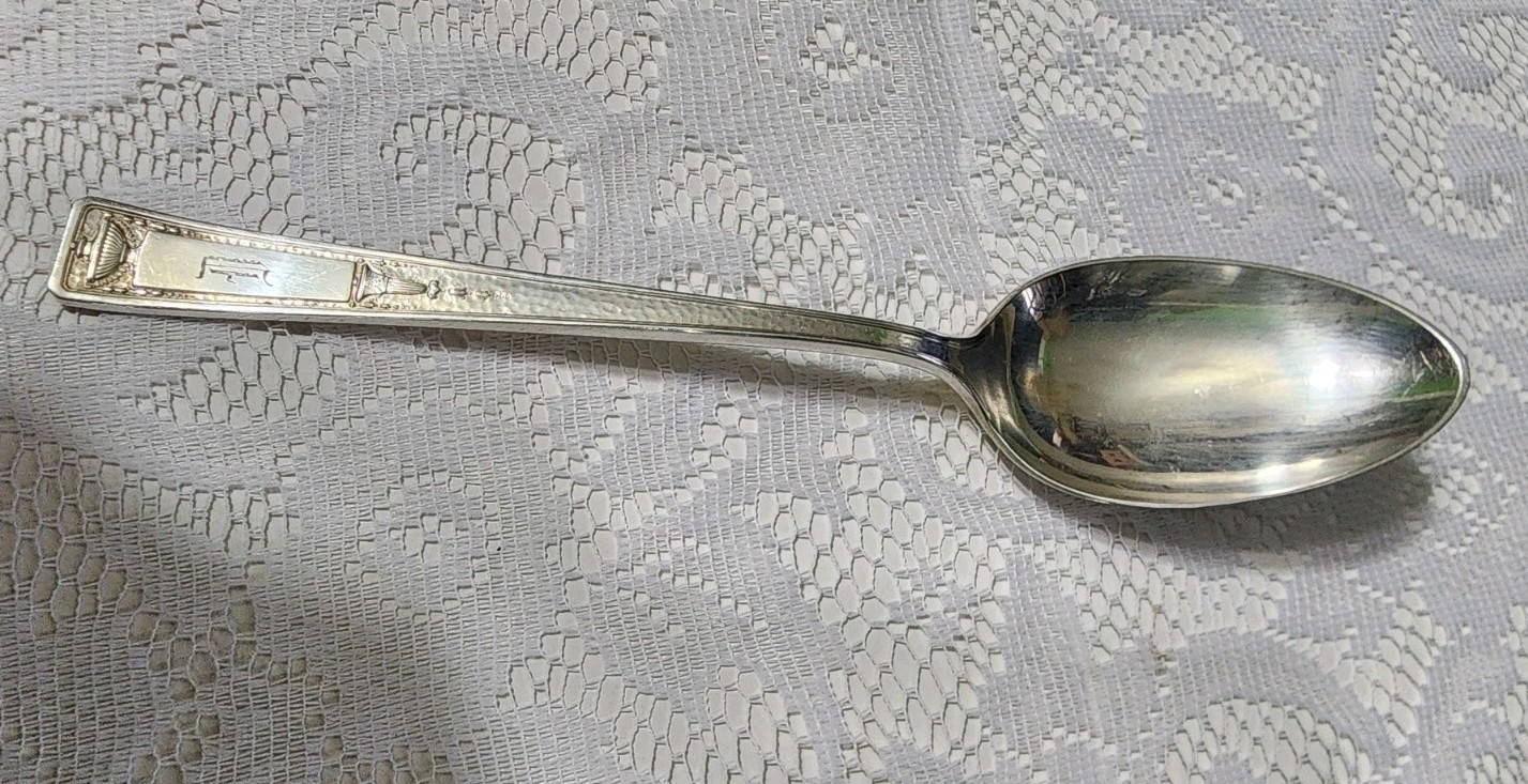 😃 VINTAGE c1924 BUCKINGHAM SILVERPLATED TABLE SERVING SPOON MONOGRAMMED D🥄