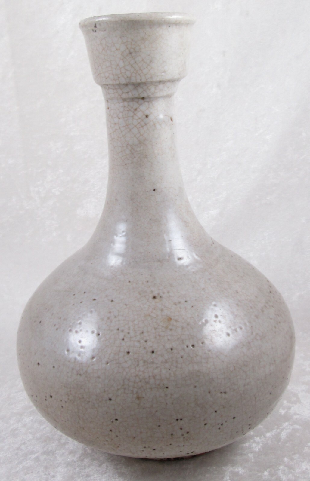Antique Korean Joseon Dynasty Vase / Wine Vessel 10-1/2 inches Tall 7-1/2in Wide