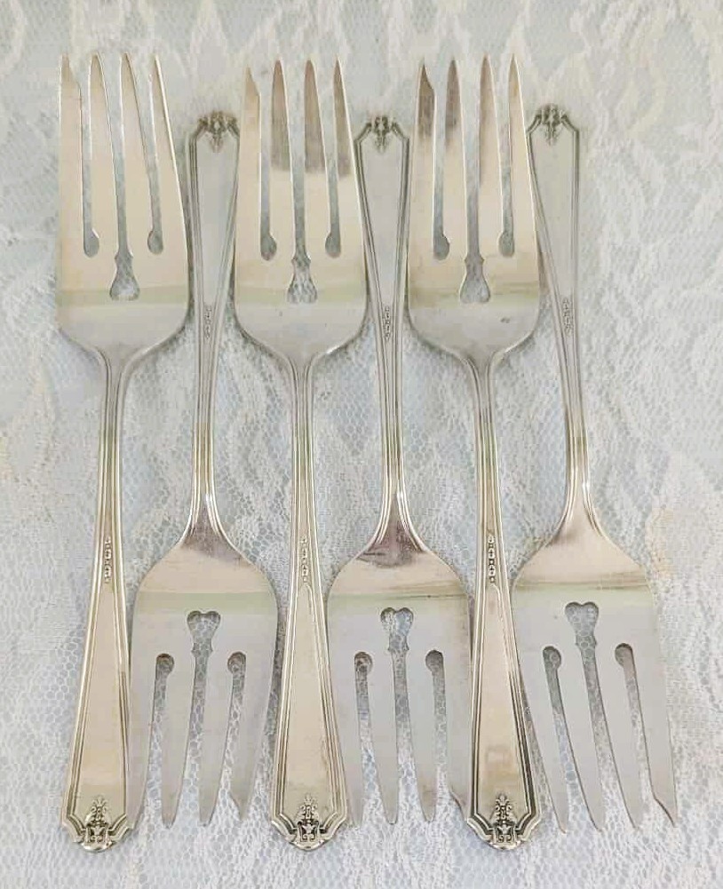 Set of 6 VANITY FAIR Gorham 1923/1924 Silverplate Salad Forks~Silver Plate