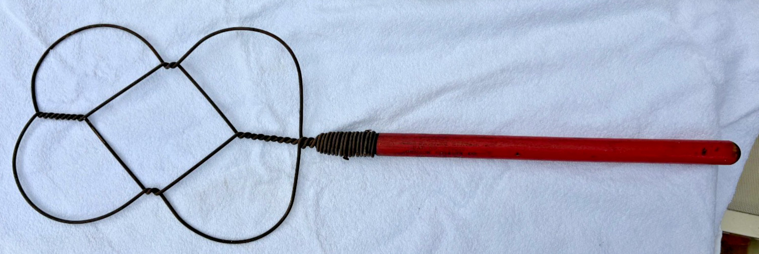 antique Batwing Carpet rug beater Johnson Novelty Red wood handle. Danville PA