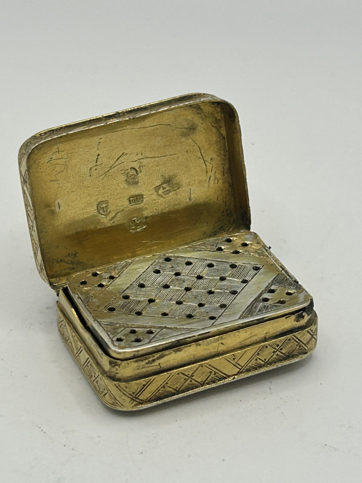 Georgian Silver-gilt Vermeil Vinaigrette Matthew Linwood Birmingham 1802