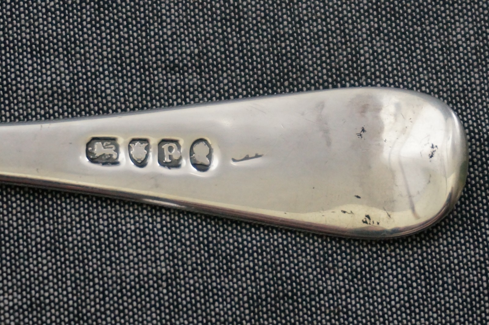 RC/GS STERLING SILVER Engraved Repousse SERVING / BERRY SPOONS (2) – London 1810