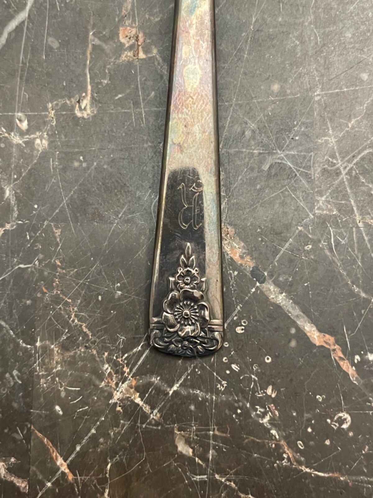 Vintage Wm Rogers Serving Spoon Flatware Reinforced Plate IS Floral Pattern 7.5″