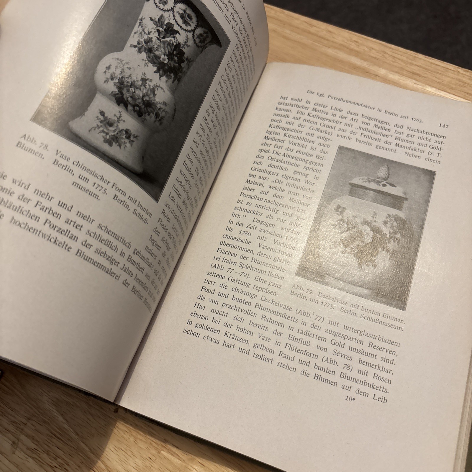 Reference Book European Porcelain – Der Neue Danckert Handbuch des Europäisch…