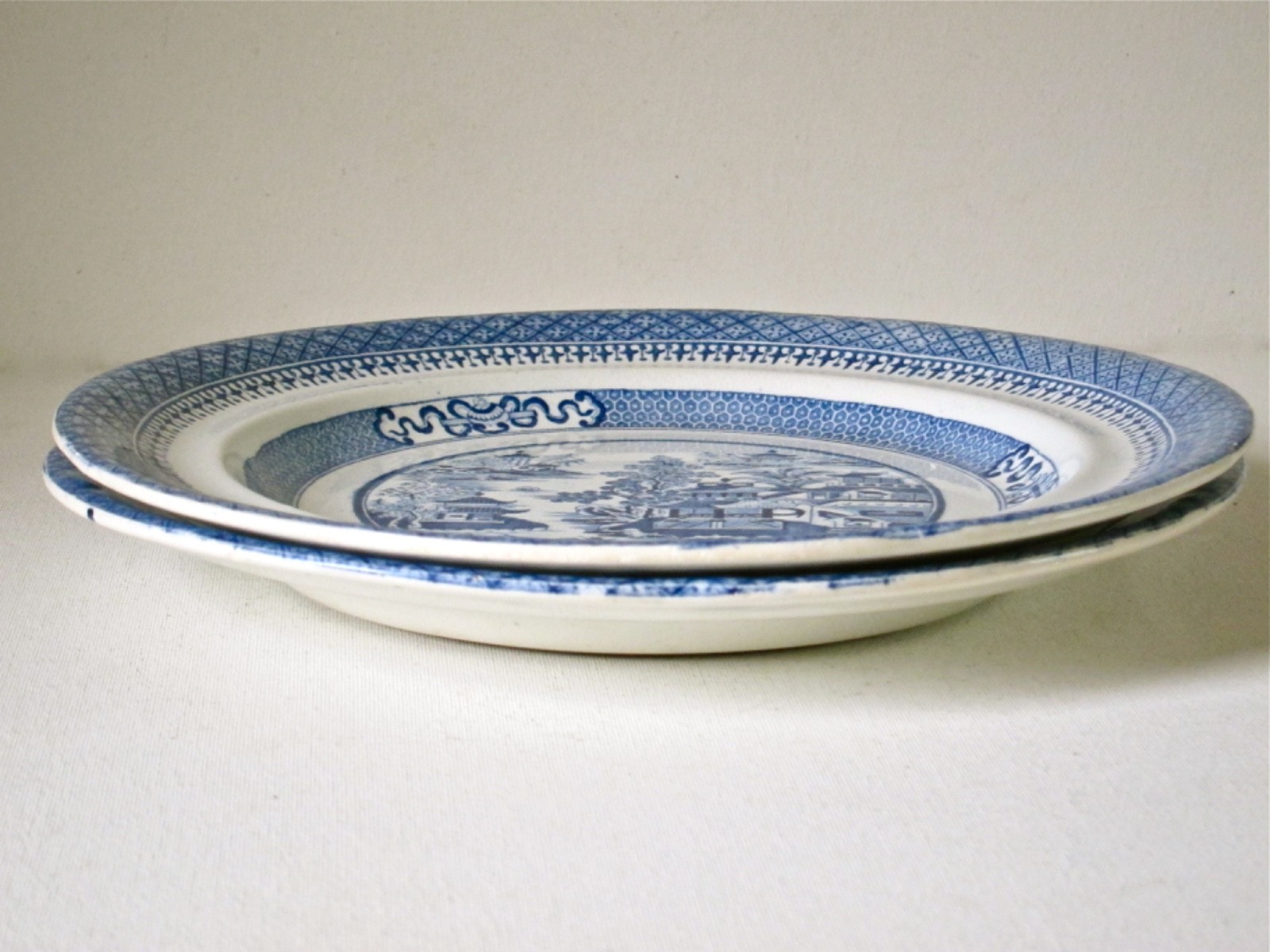 Pair (2) English Stone China Blue Pekin Nanking 10-1/4″ Dinner Plates c.1820
