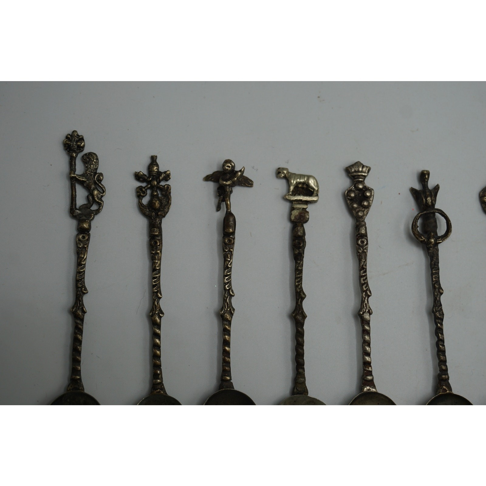 Vintage Set of 11 Italian Montagnani Style 5″ Ornate Demitasse Souvenir Spoons