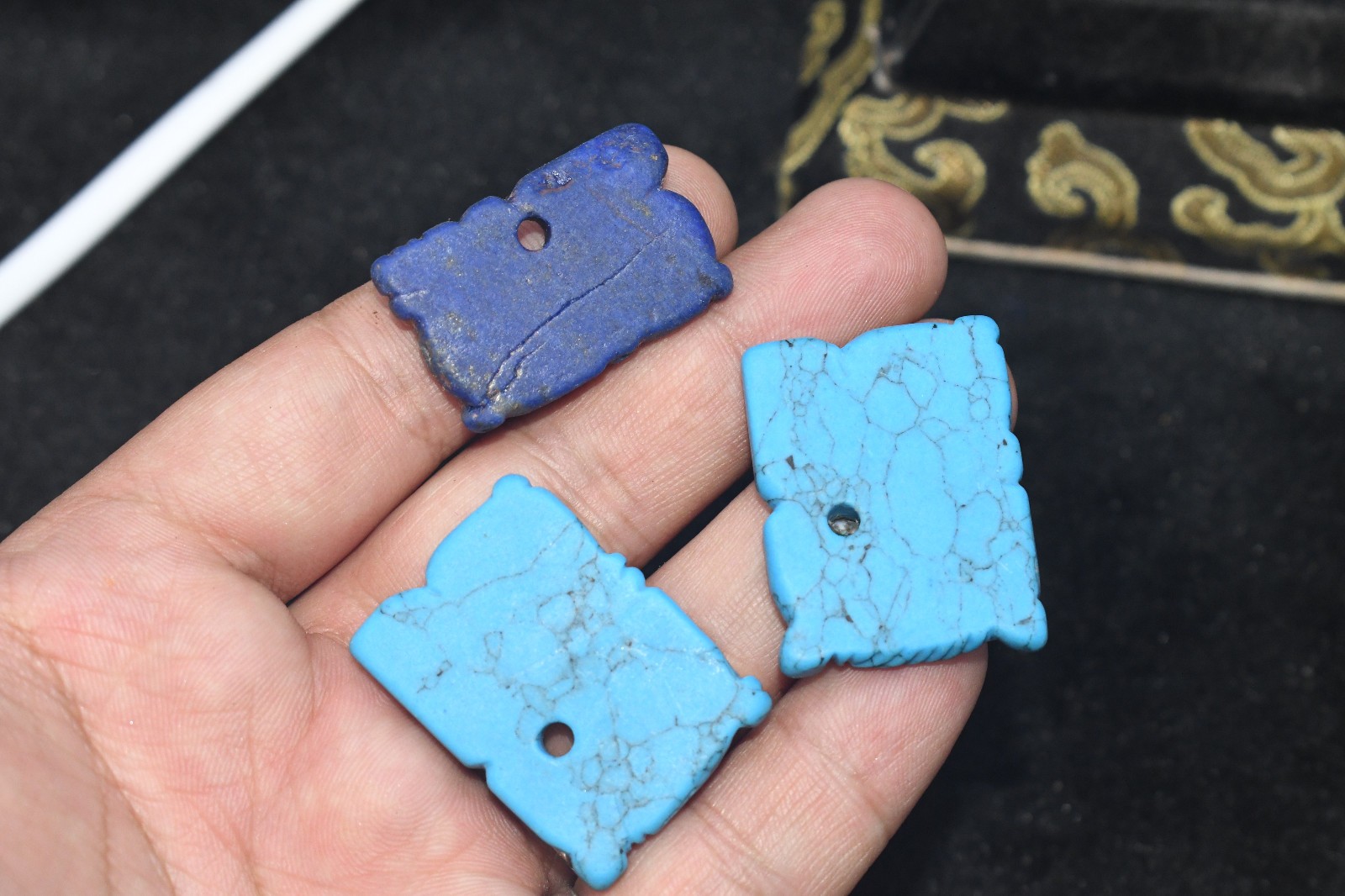 3 Ancient Near Eastern Turquoise & Lapis Stone Amulet Carvings in good Condition