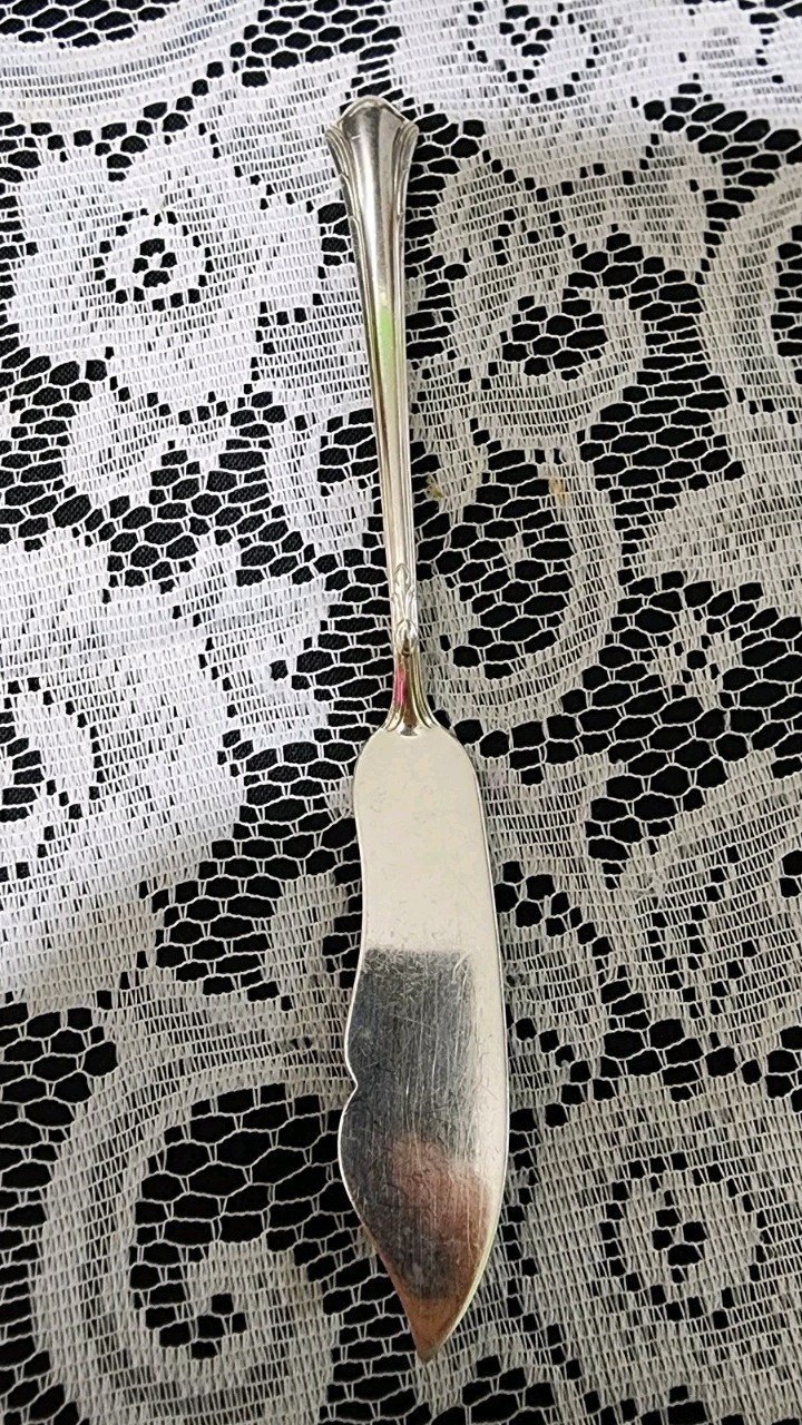 GORHAM ART DECO c1930 LADY CAROLINE SILVERPLATD “6 7/8” MASTER BUTTER KNIFE 🧈