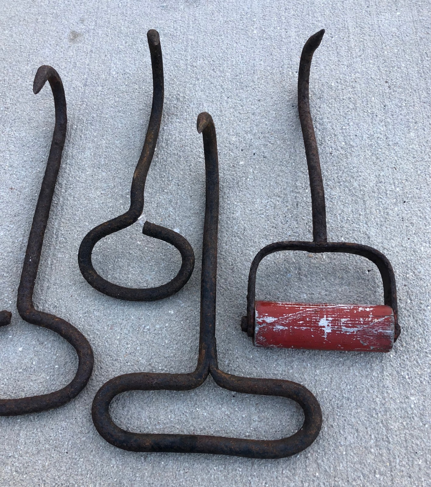 LOT of 7 Vintage Antique Hay Bale Metal Hooks Primitive Farm Tools