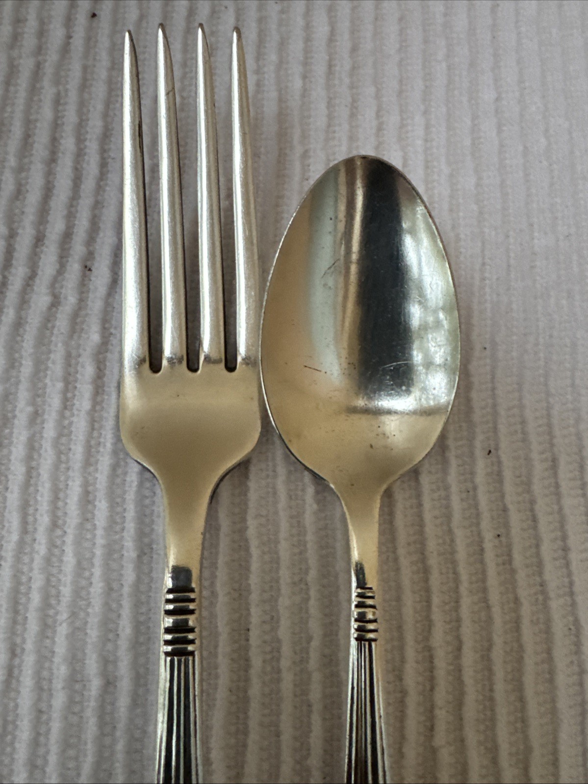 Wallace Silverplate Harmony House DANISH QUEEN Dinner Fork & Teaspoon Vtg 1944