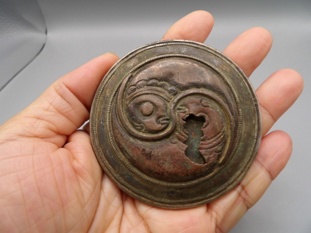 Chinese 19th century nice big decorated bronze pendant (combine ship) w959