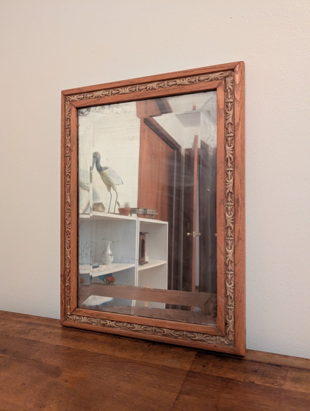 GREAT GESSO! A 12″ x 17″ Victorian Wall Mirror BEVELED GLASS Oak Laurel ANTIQUE