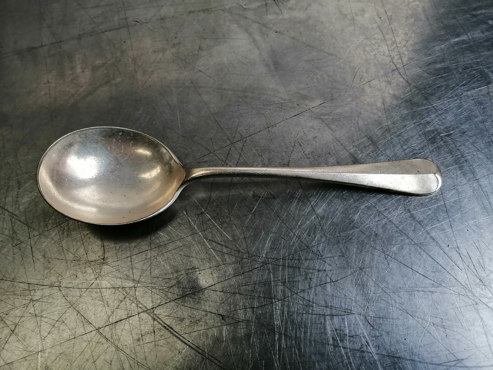 NO524B EPNS / ELECTROPLATE NICKLE SILVER SOUP SPOONS “MINIMUM ORDER IS 6”
