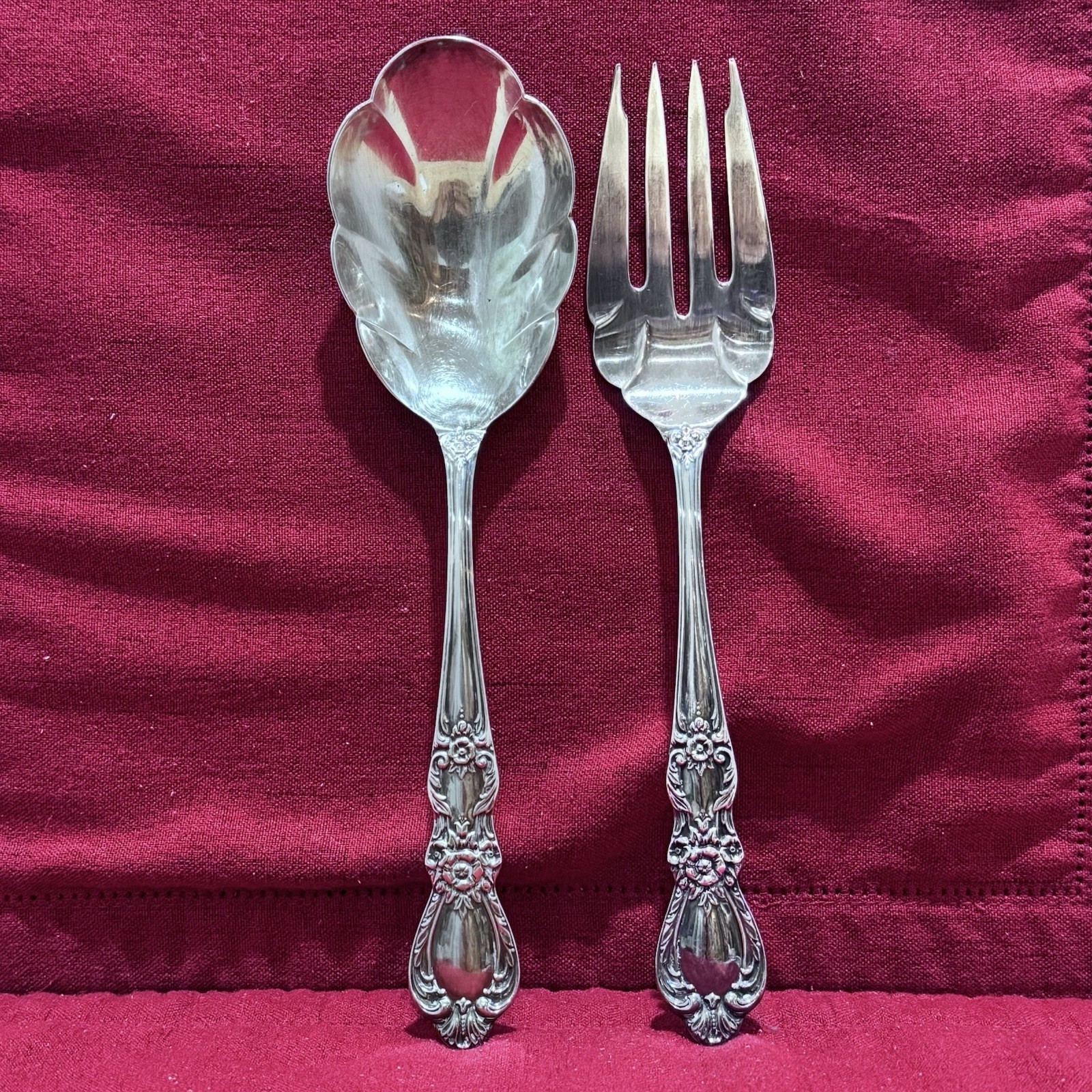 VINTAGE SERVING FORK and SPOON 1847 ROGERS BROS SILVER IS HERITAGE PATTERN 9″