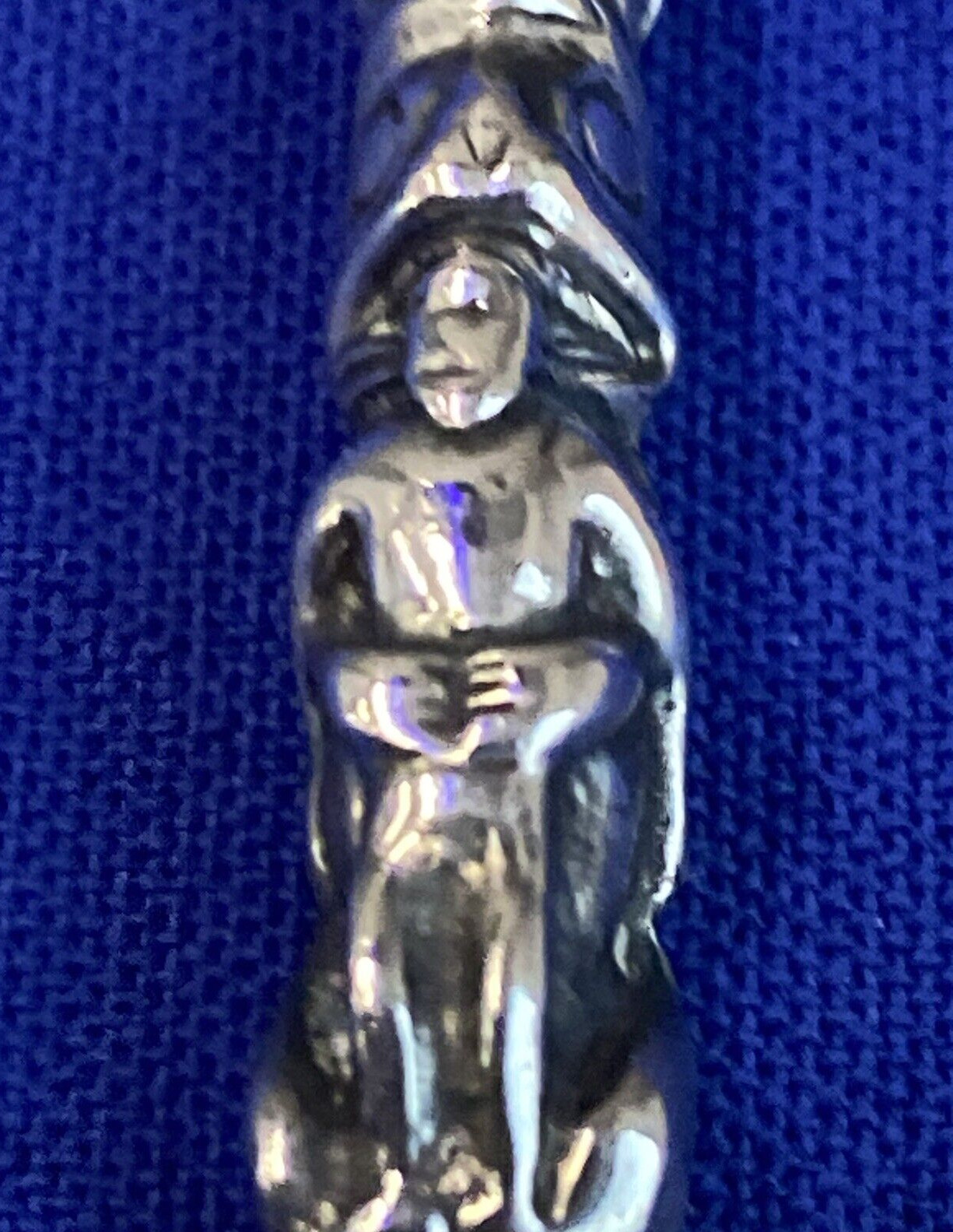Totem Pole Indian Tribal Figures Animal Bird 4″ Sterling Souvenir Spoon 15 Grams