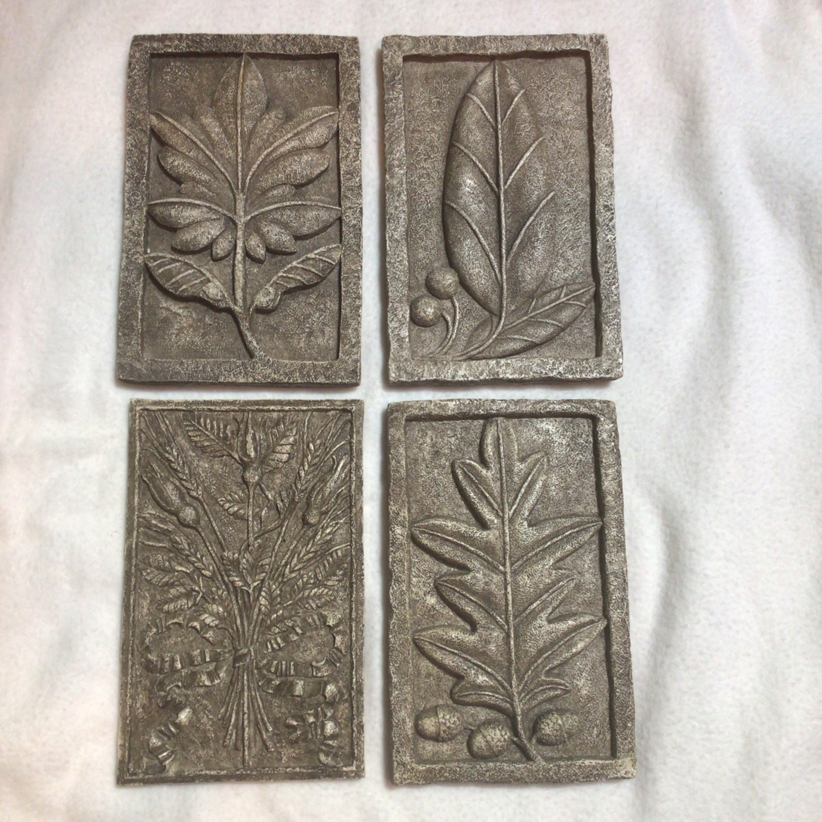 Wall Plaques-Set Of 4 Leaf & Acorn Design~Resin Made By Hermitage