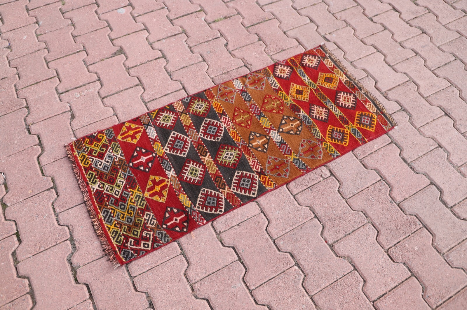 Oushak Handmade Carpet Red Kilim Turkish Rug Cappadocia Embroidered Rug 2x4ft