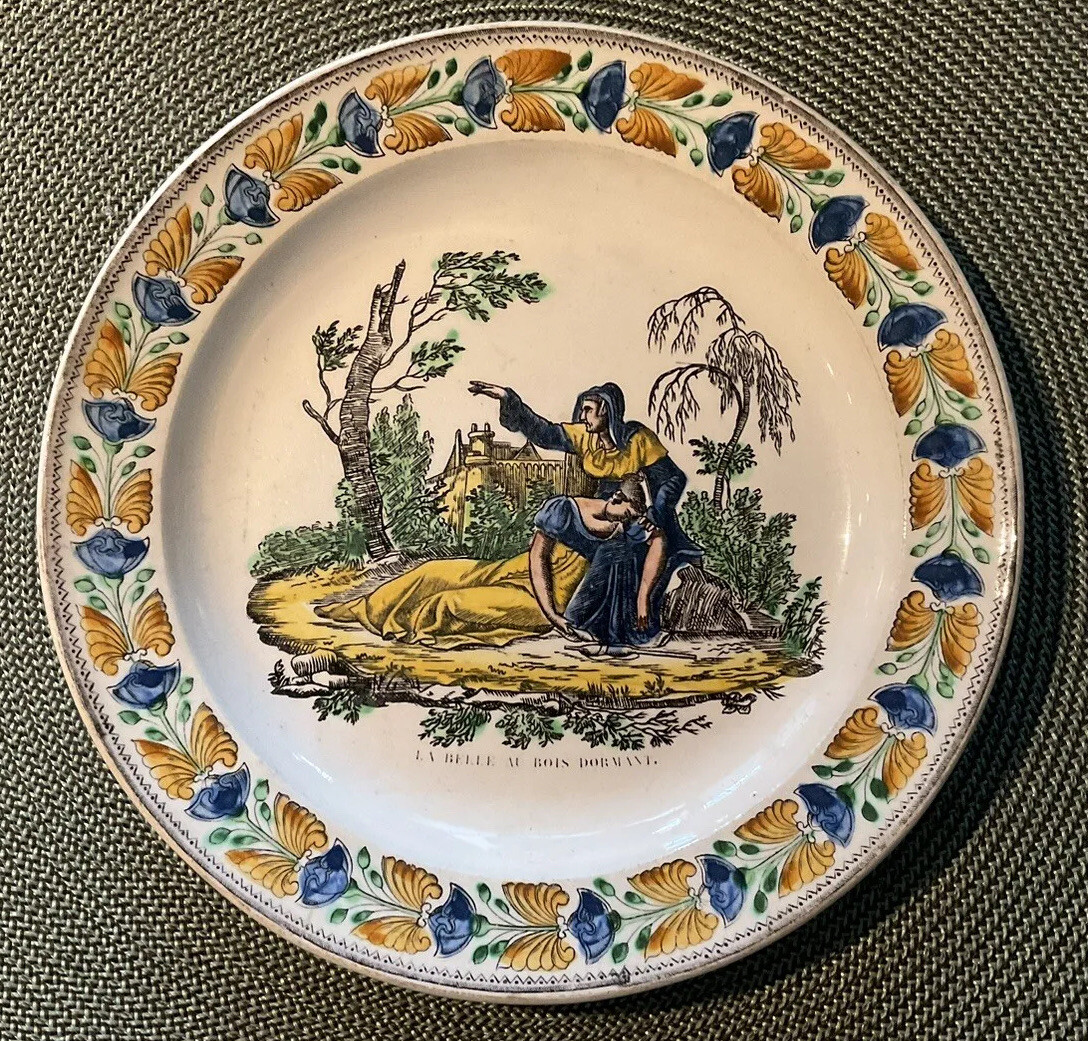 CREIL ET MONTEREAU :: 8” PLATE “La Belle Au Bois Dormant/Sleeping Beauty” FRANCE