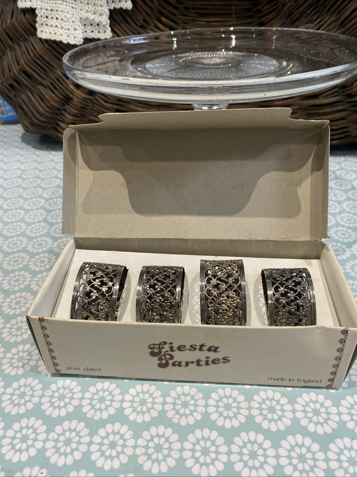 4 Vintage Silver Plated Napkin Rings /Fiesta Parties BD