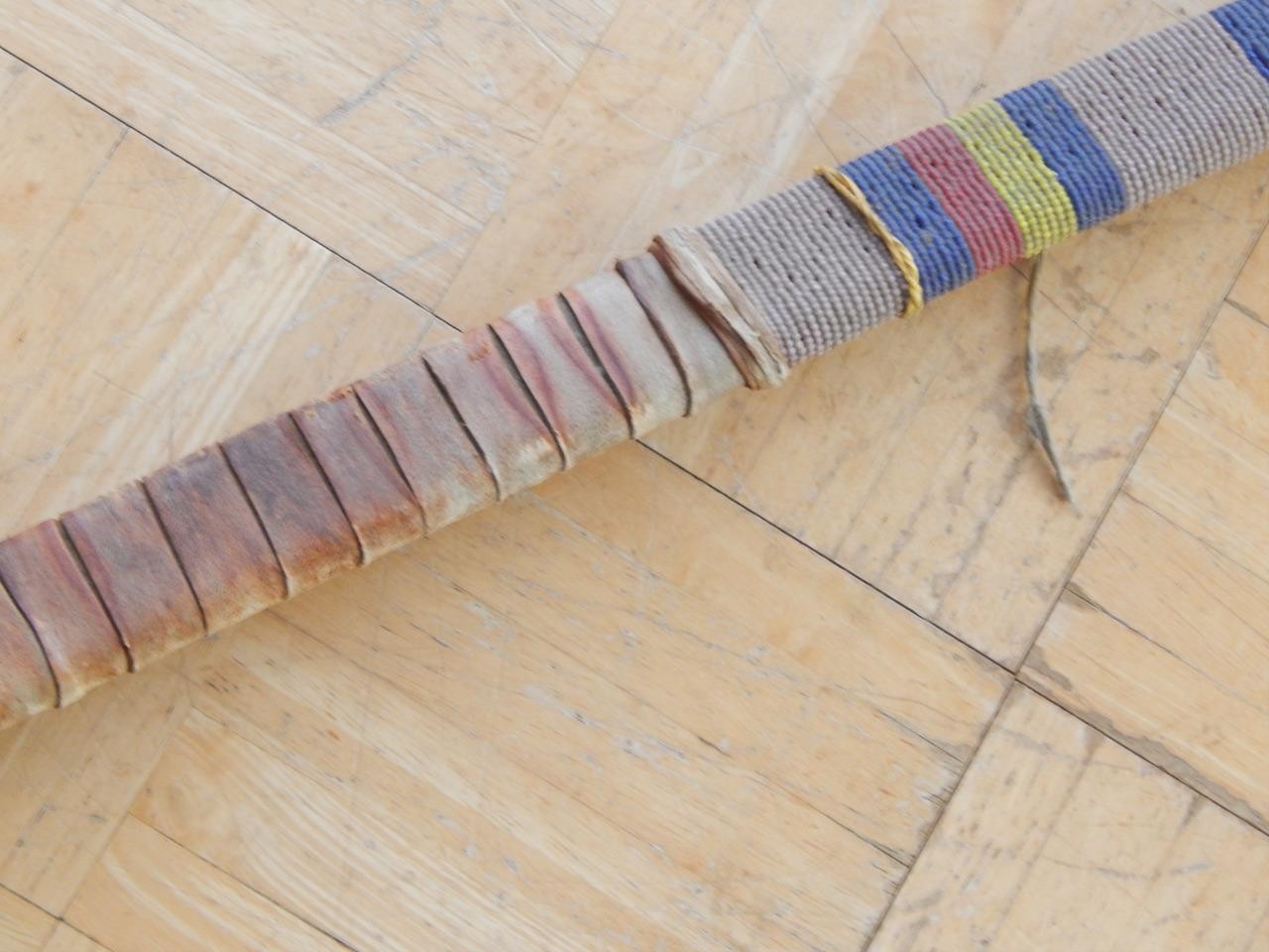 VINTAGE 48″ t MID CENTURY NORTHERN PLAINS BEADED HIDE BACKED BOW – NICE !