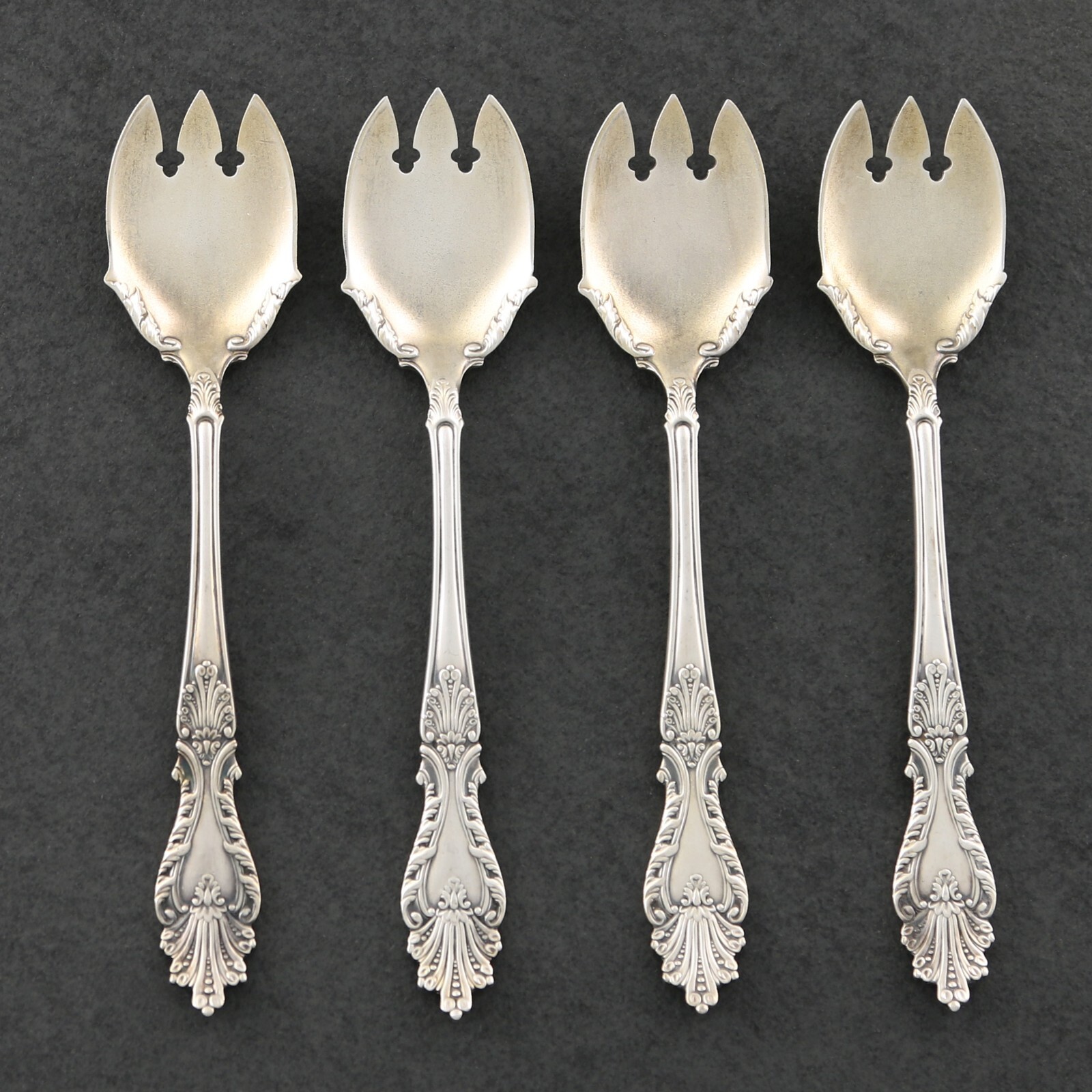 International Silver RAPHAEL Vintage Ice Cream Spoon Lot of 4 Silverplate