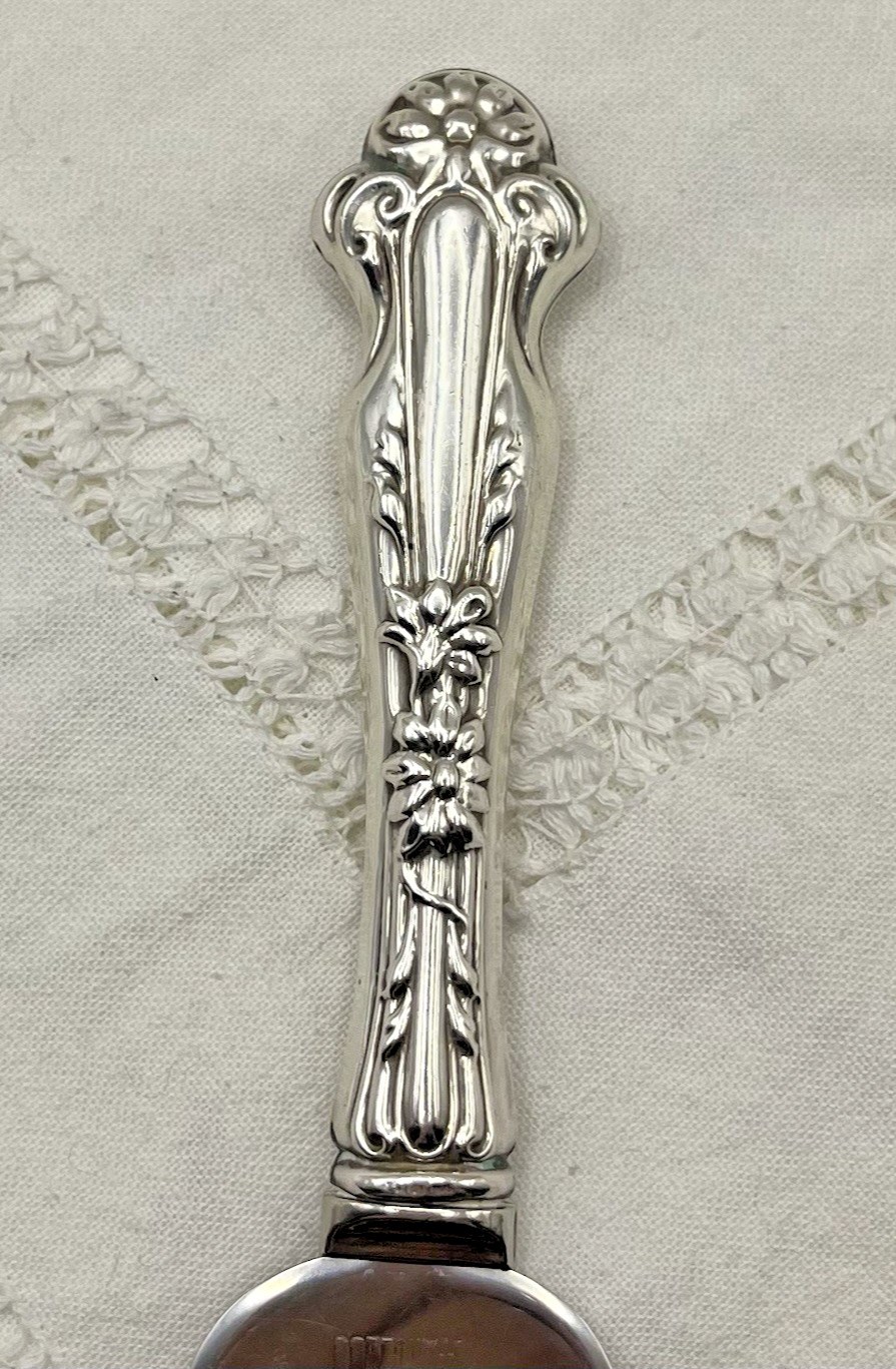 R Blackinton Daisy Pattern Silver Handle/Stainless Blade Cheese Server